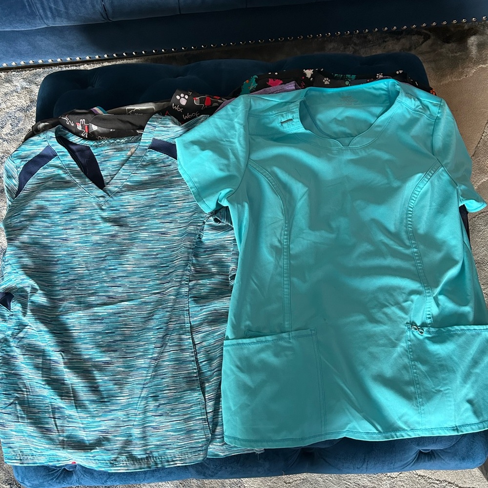 Women Scrub Tops Bundle - Picture 3 of 9